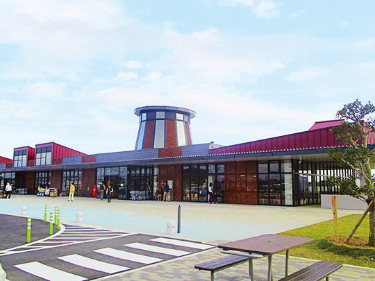 食ならなんでもそろう「食の郷あさひ」の魅力が詰まった道の駅